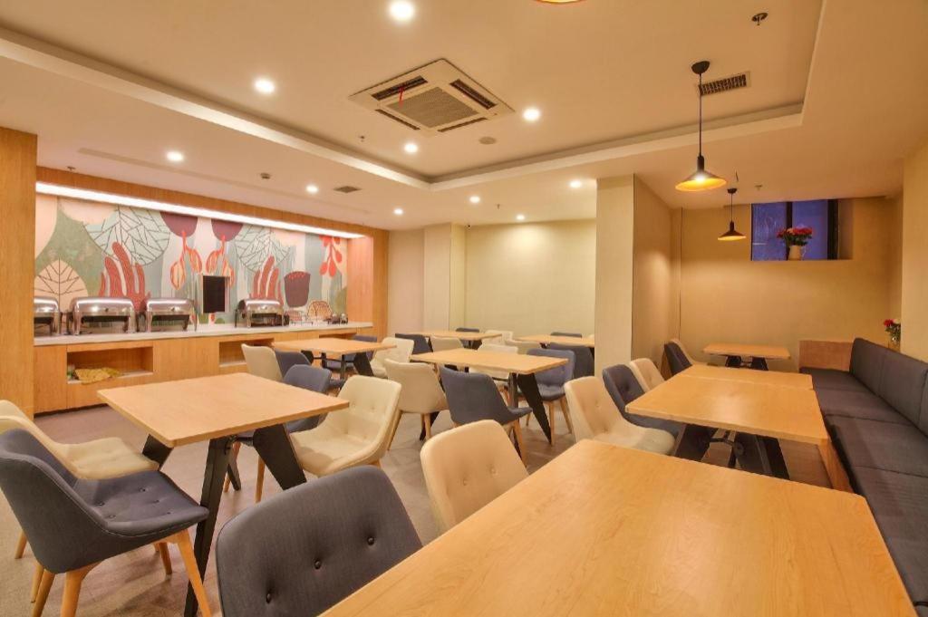 Hanting Hotel Ningbo Tian Yi Square Newbranch Esterno foto
